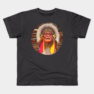 A deep looks at an Indian looking into the distance. Kids T-Shirt